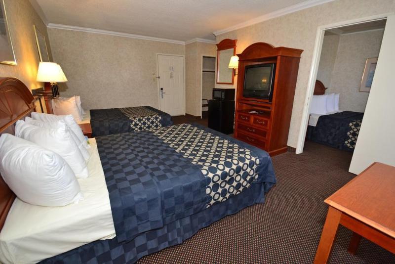 Days Inn By Wyndham Los Angeles Lax/Venicebch/Marina Delray Инглвуд Экстерьер фото