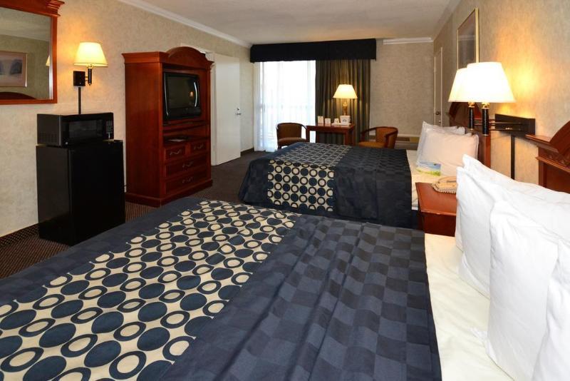 Days Inn By Wyndham Los Angeles Lax/Venicebch/Marina Delray Инглвуд Экстерьер фото